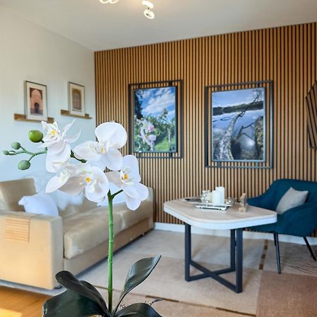 Apartment Wohlfuehlplatzl - Urgemuetlich & Ruhig Vogtareuth Ngoại thất bức ảnh
