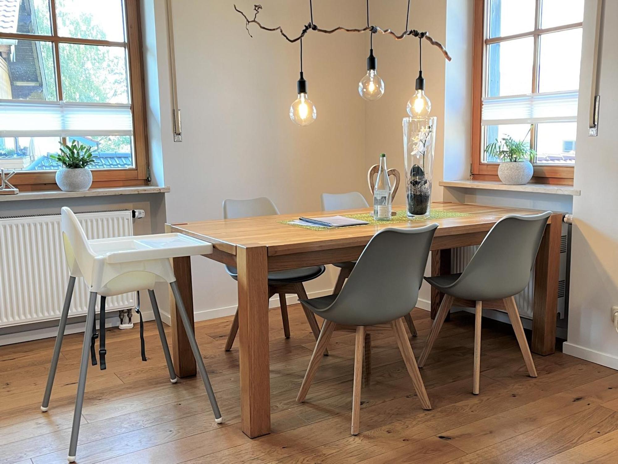 Apartment Wohlfuehlplatzl - Urgemuetlich & Ruhig Vogtareuth Ngoại thất bức ảnh