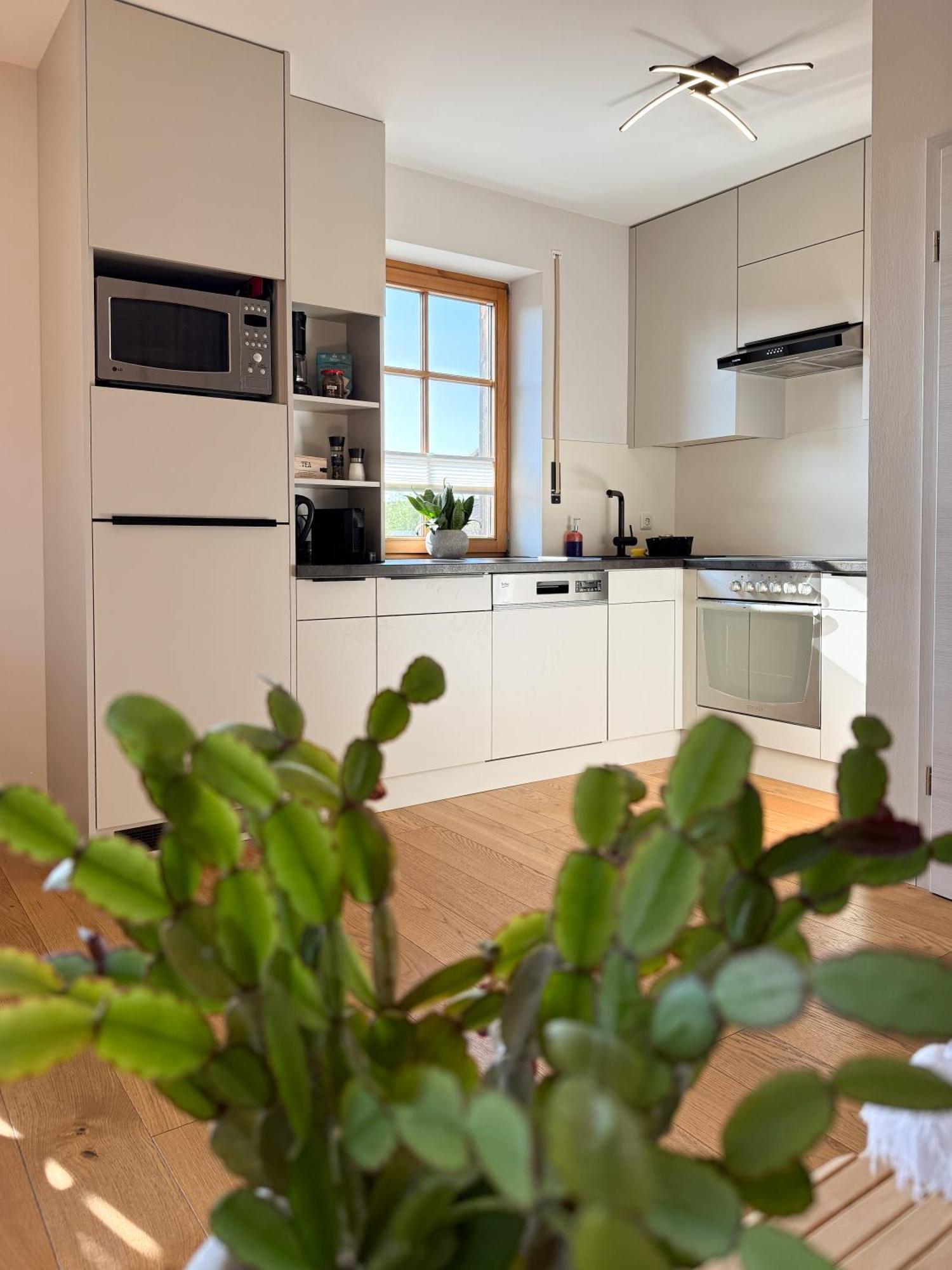 Apartment Wohlfuehlplatzl - Urgemuetlich & Ruhig Vogtareuth Ngoại thất bức ảnh