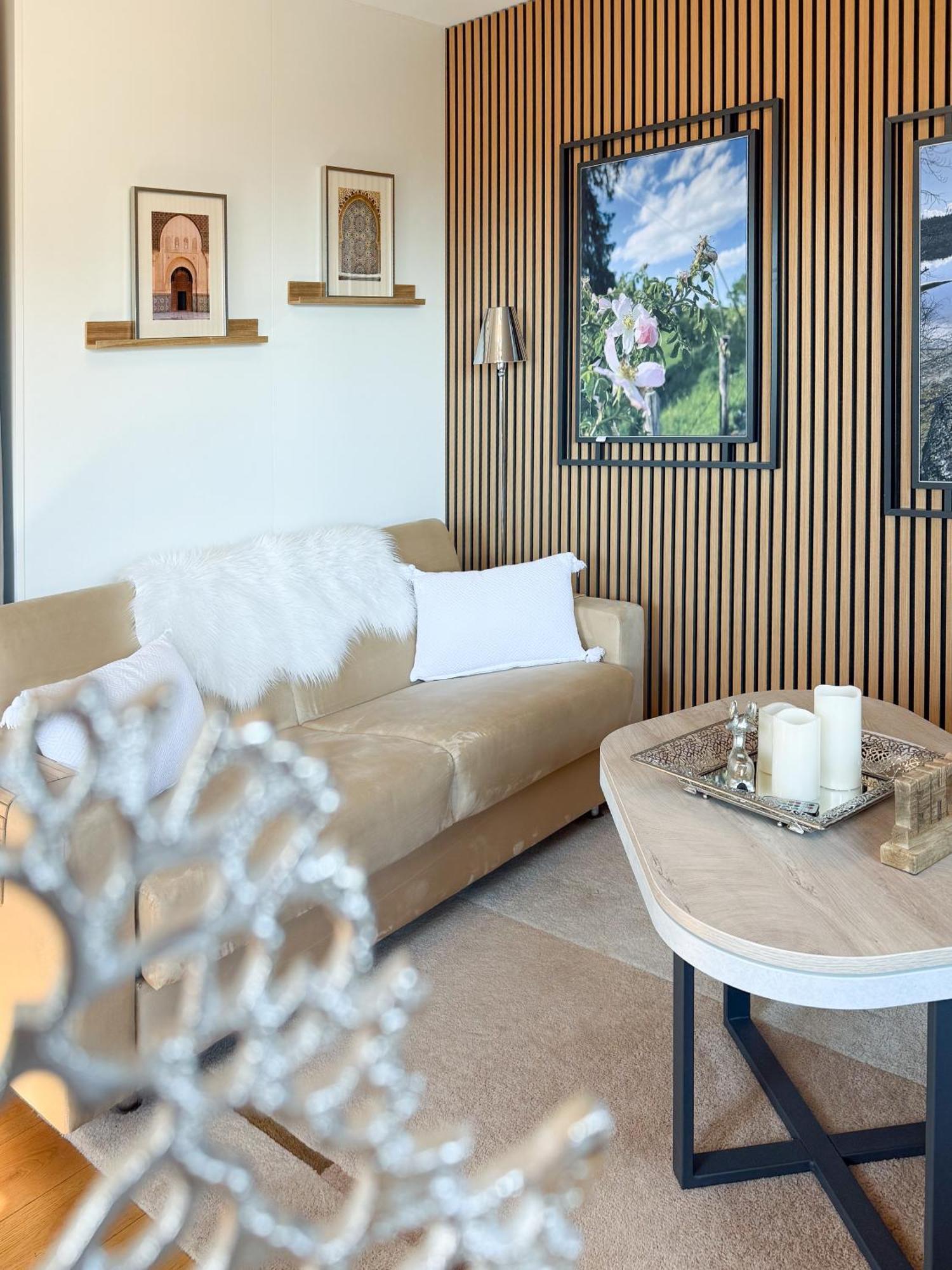 Apartment Wohlfuehlplatzl - Urgemuetlich & Ruhig Vogtareuth Ngoại thất bức ảnh